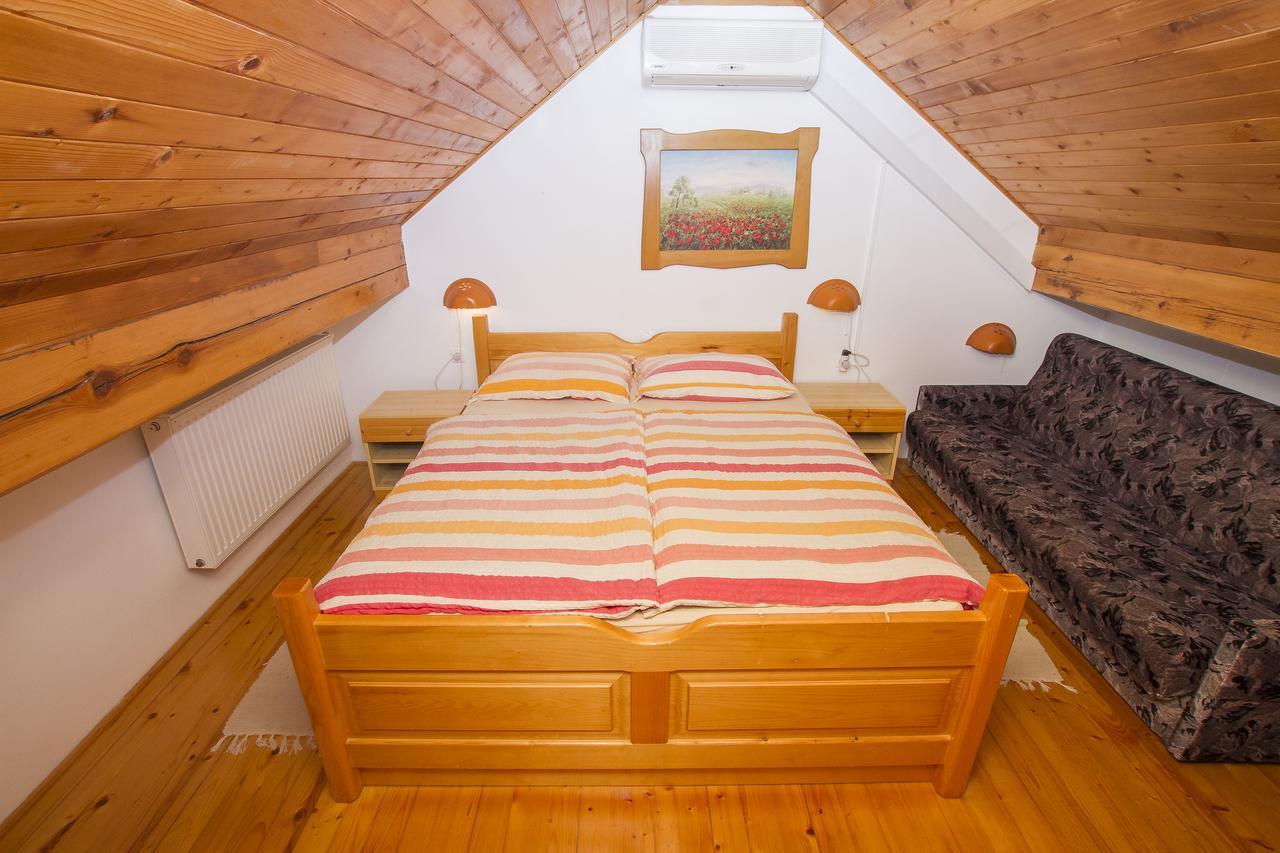Tourist Farm Pri Martinovih Villa Krska Vas Exterior photo