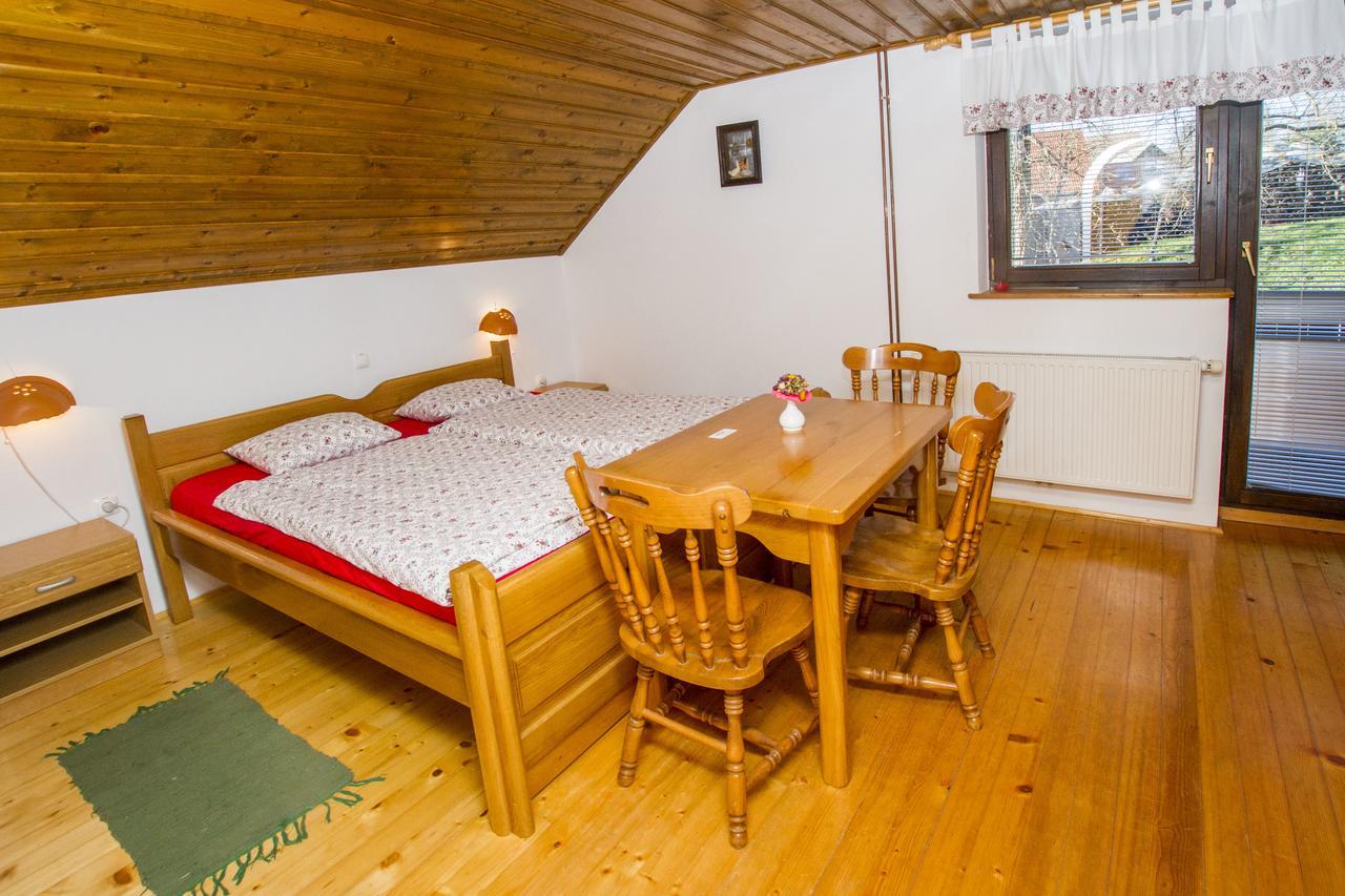 Tourist Farm Pri Martinovih Villa Krska Vas Exterior photo