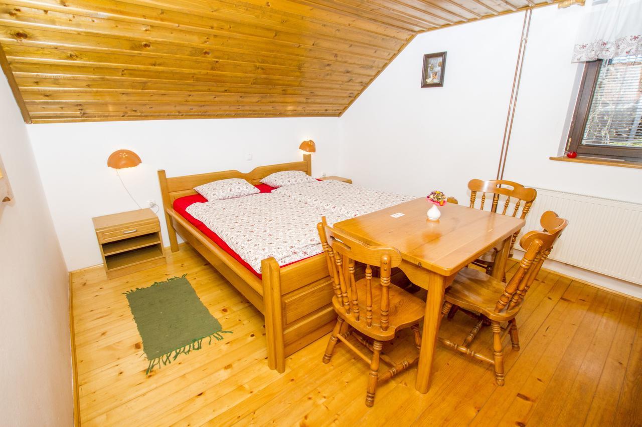 Tourist Farm Pri Martinovih Villa Krska Vas Exterior photo