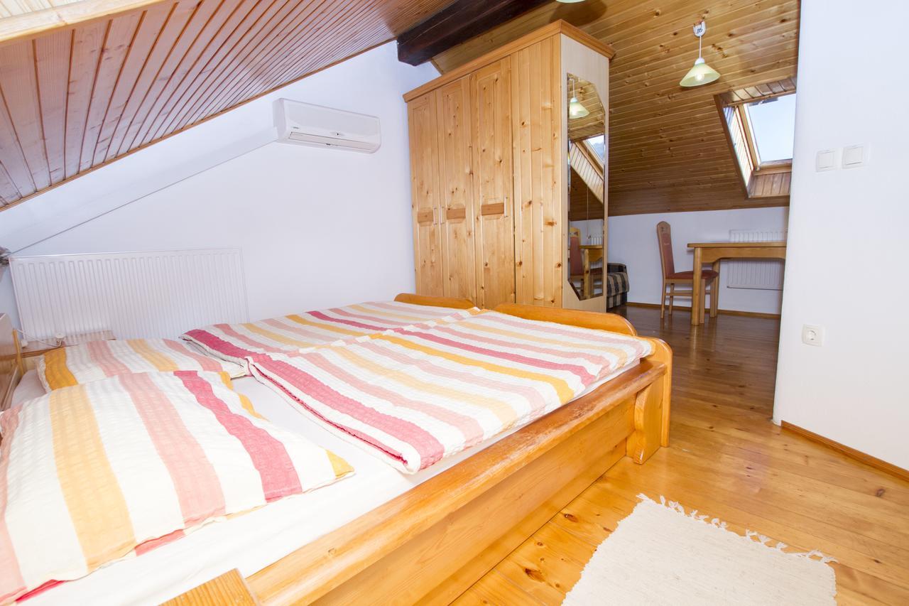 Tourist Farm Pri Martinovih Villa Krska Vas Exterior photo